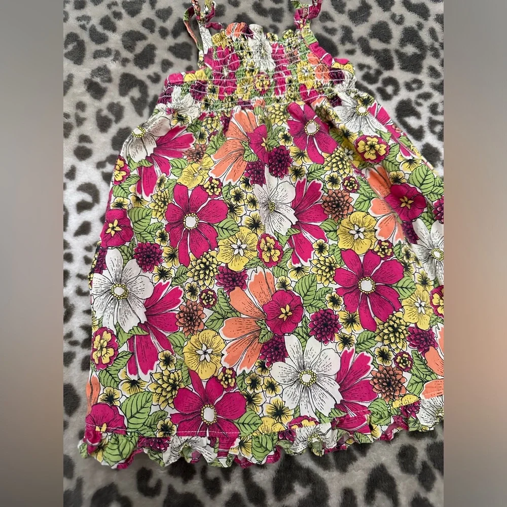 Old Navy Floral Summer Dress in Pink Size Newborn 6-12 months